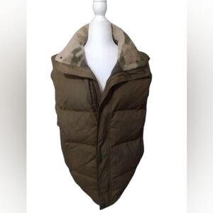 NWOT  Cabela's Men's Premiere Northern Goose Down Vest, Size-M Reg , Olive Green